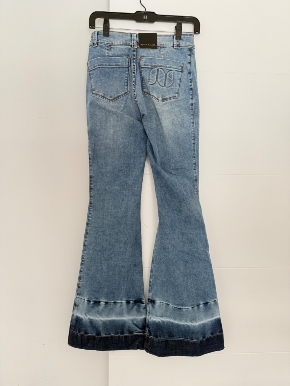 Alvin Valley Doyenne Stone Wash with Hem Detail Blue Flare Jeans NWT Size 40R - Picture 7 of 7